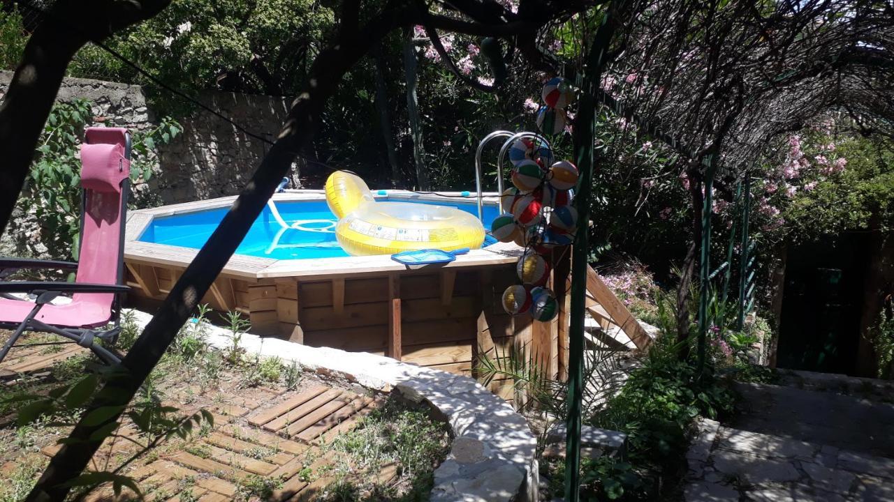 Caraussane Caractere Terrasse Sur Jardin Et Wifi Via Fibre En Coeur De Ville セット エクステリア 写真